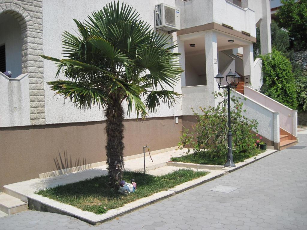 Apartments Renata Banjol Exterior photo